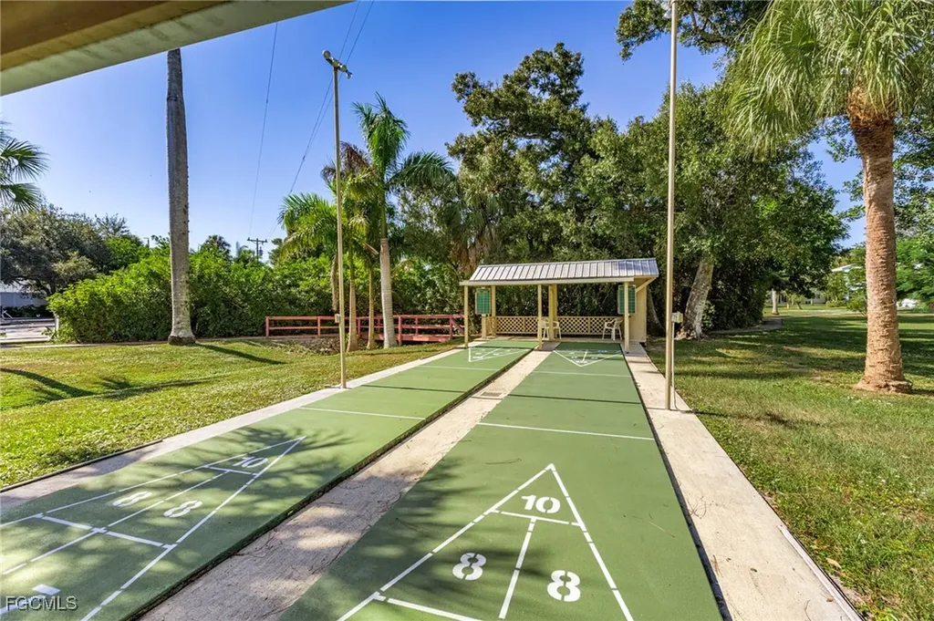 536 Pangola Drive North Fort Myers FL 33903