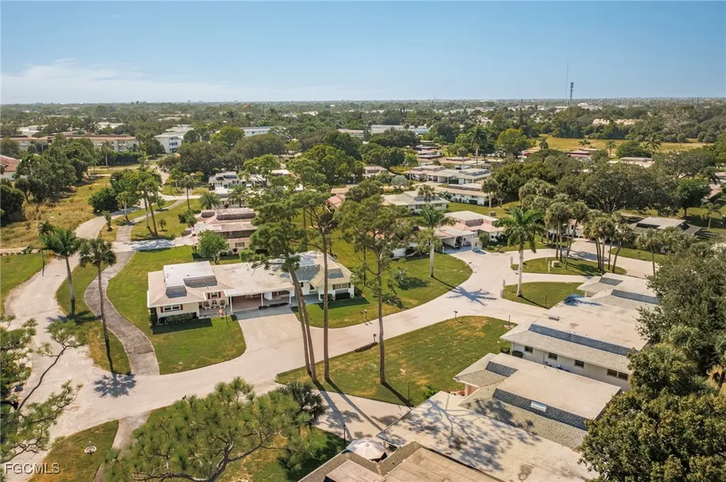 536 Pangola Drive North Fort Myers FL 33903
