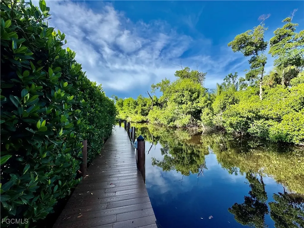 14370 Mcgregor Boulevard Fort Myers FL 33919