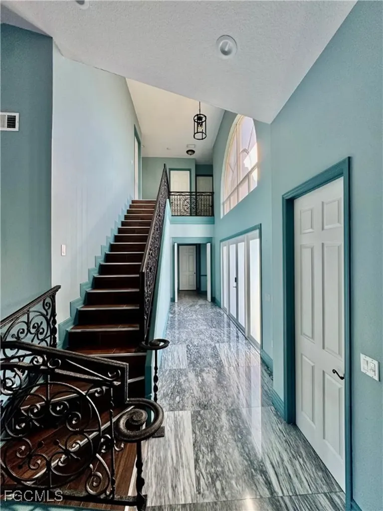 14370 Mcgregor Boulevard Fort Myers FL 33919