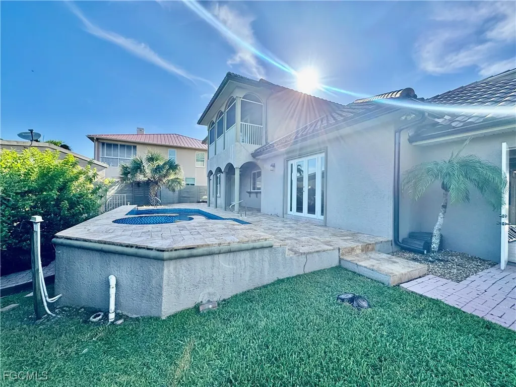 14370 Mcgregor Boulevard Fort Myers FL 33919