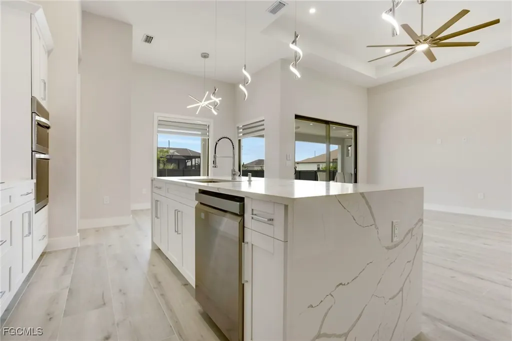 1020 NW 33rd Place Cape Coral FL 33993