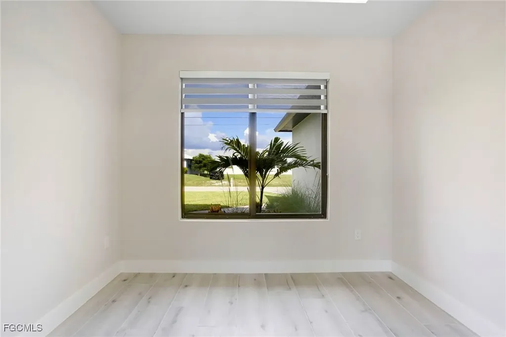 1020 NW 33rd Place Cape Coral FL 33993