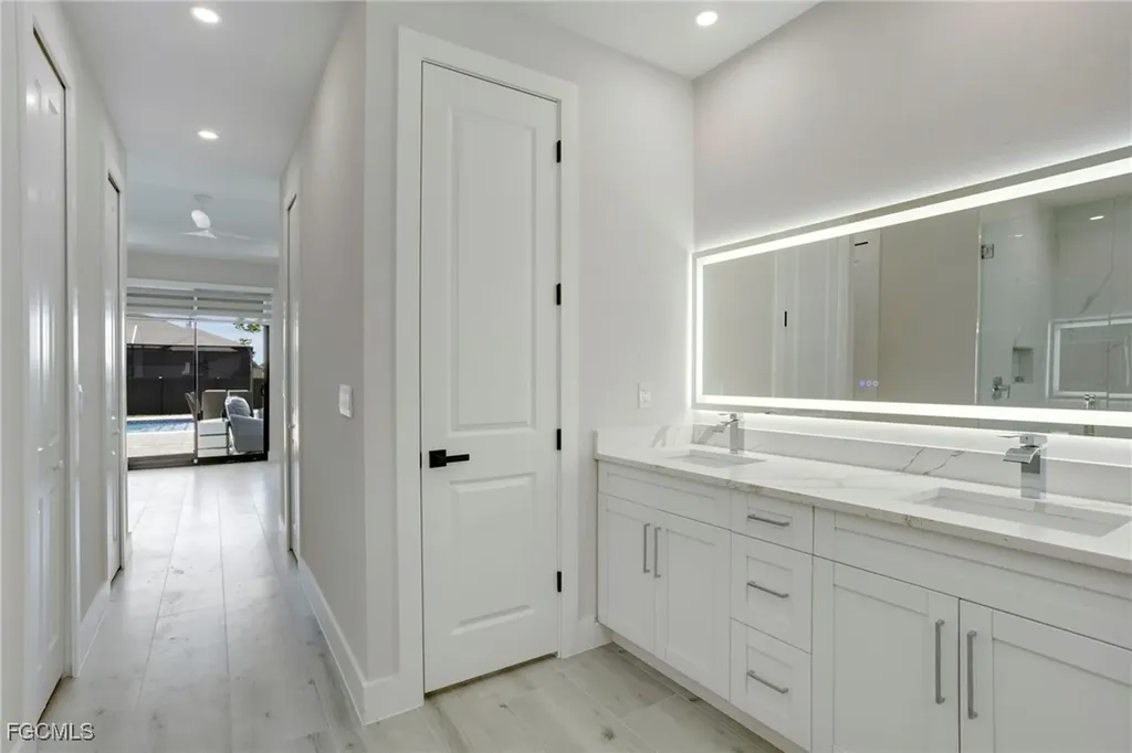 1020 NW 33rd Place Cape Coral FL 33993