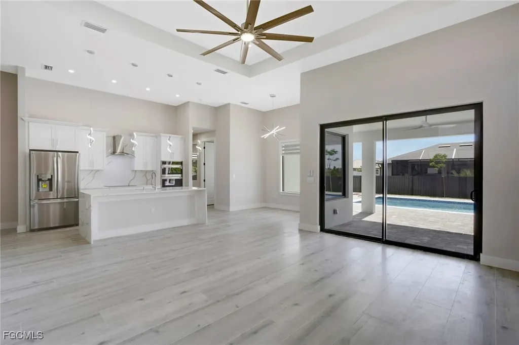 1020 NW 33rd Place Cape Coral FL 33993