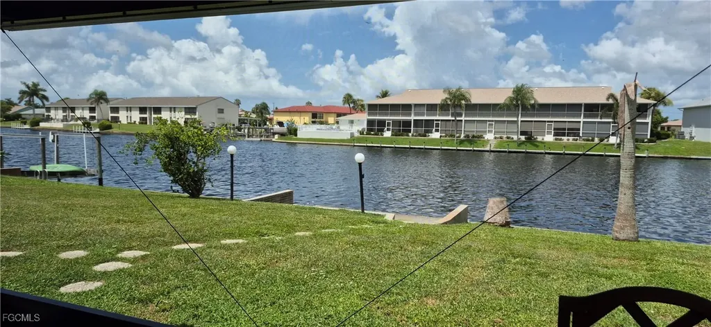 3914 SE 12th Avenue Cape Coral FL 33904