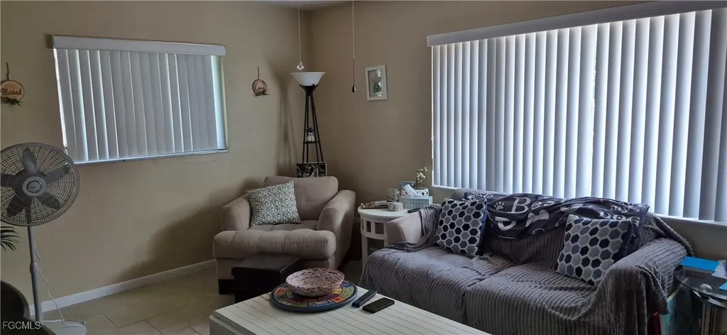 3914 SE 12th Avenue Cape Coral FL 33904