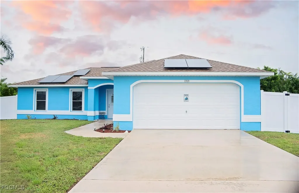 1319 SE 39th Terrace Cape Coral FL 33904