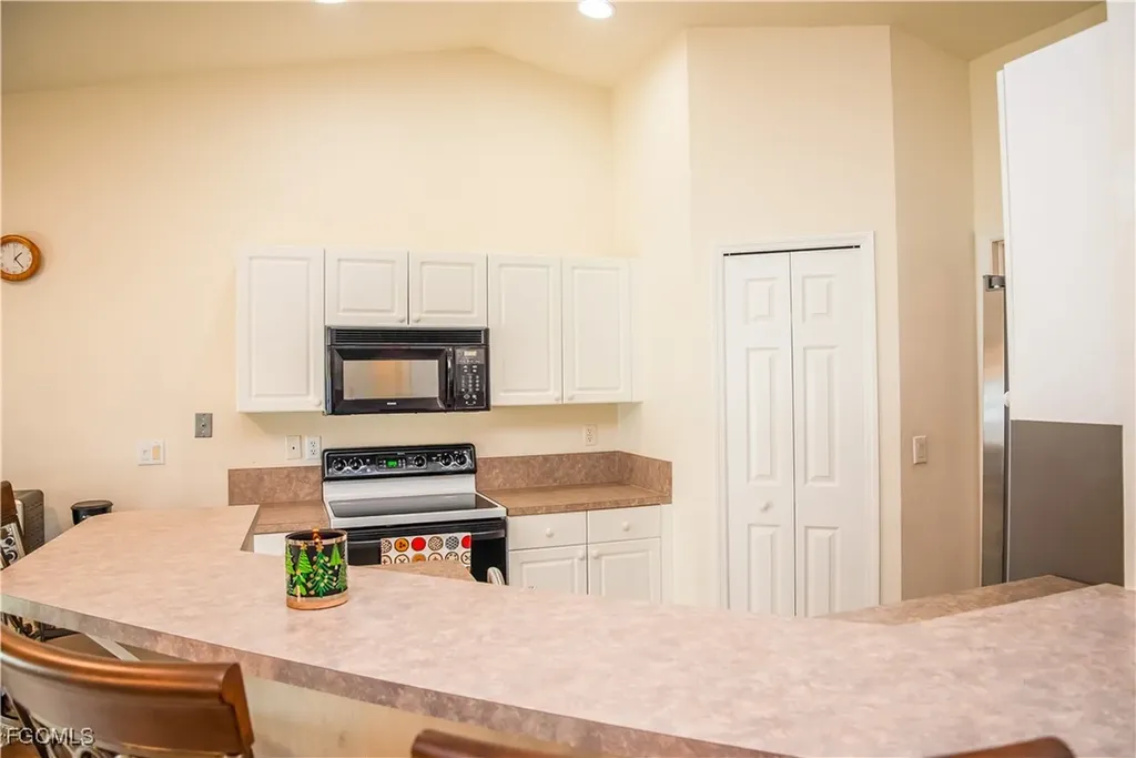 1319 SE 39th Terrace Cape Coral FL 33904