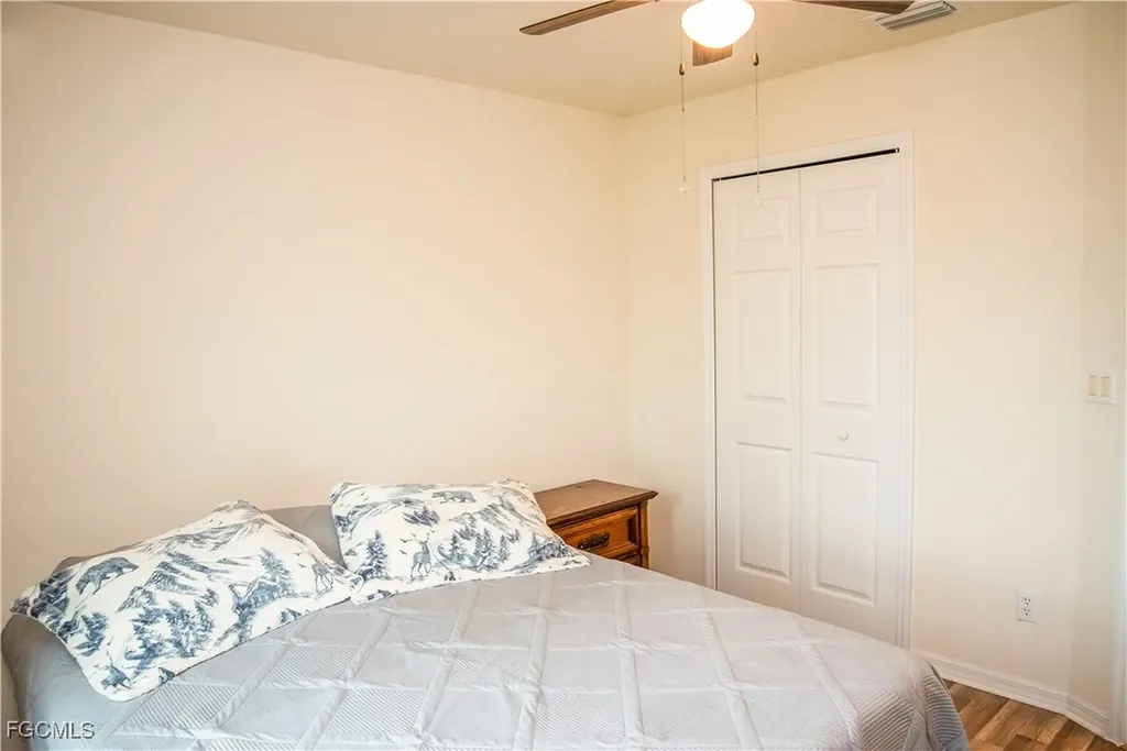 1319 SE 39th Terrace Cape Coral FL 33904