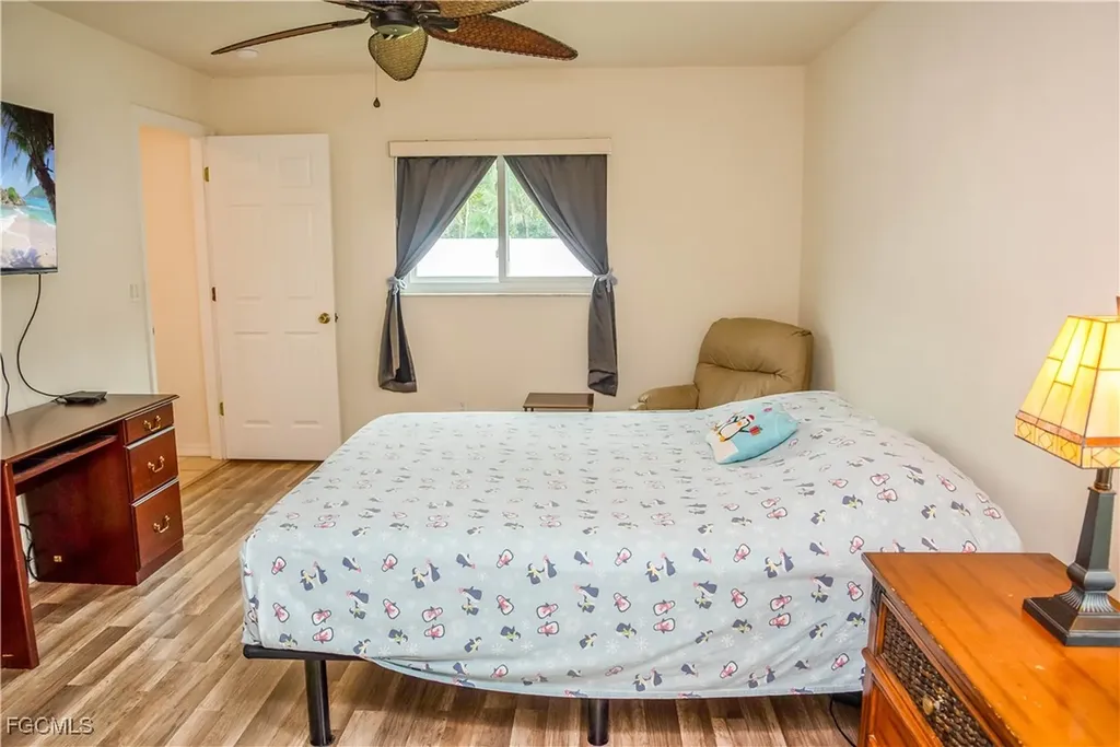 1319 SE 39th Terrace Cape Coral FL 33904