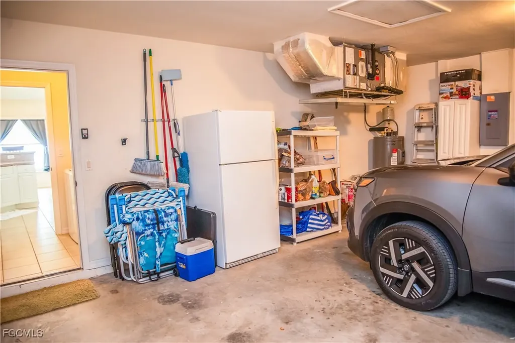 1319 SE 39th Terrace Cape Coral FL 33904