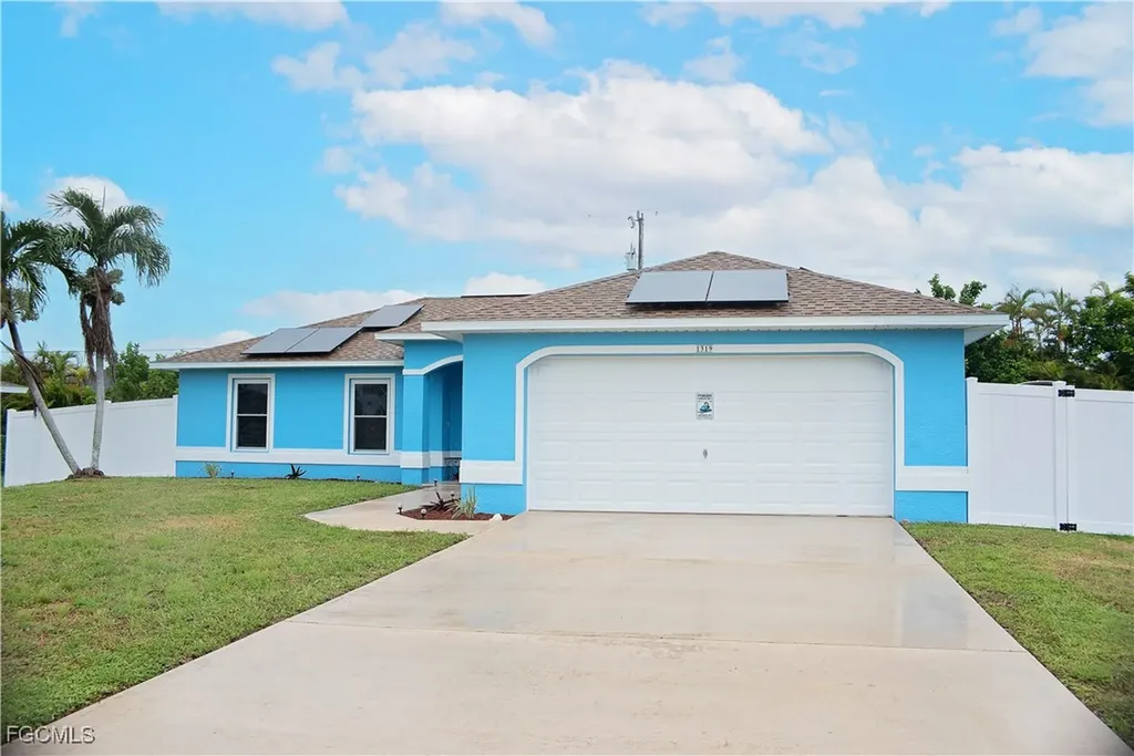 1319 SE 39th Terrace Cape Coral FL 33904