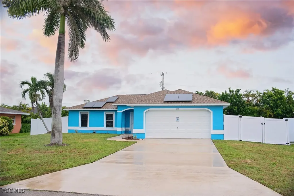 1319 SE 39th Terrace Cape Coral FL 33904