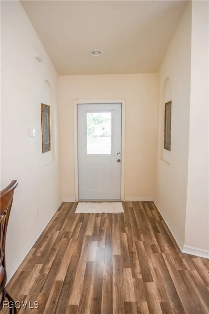 1319 SE 39th Terrace Cape Coral FL 33904