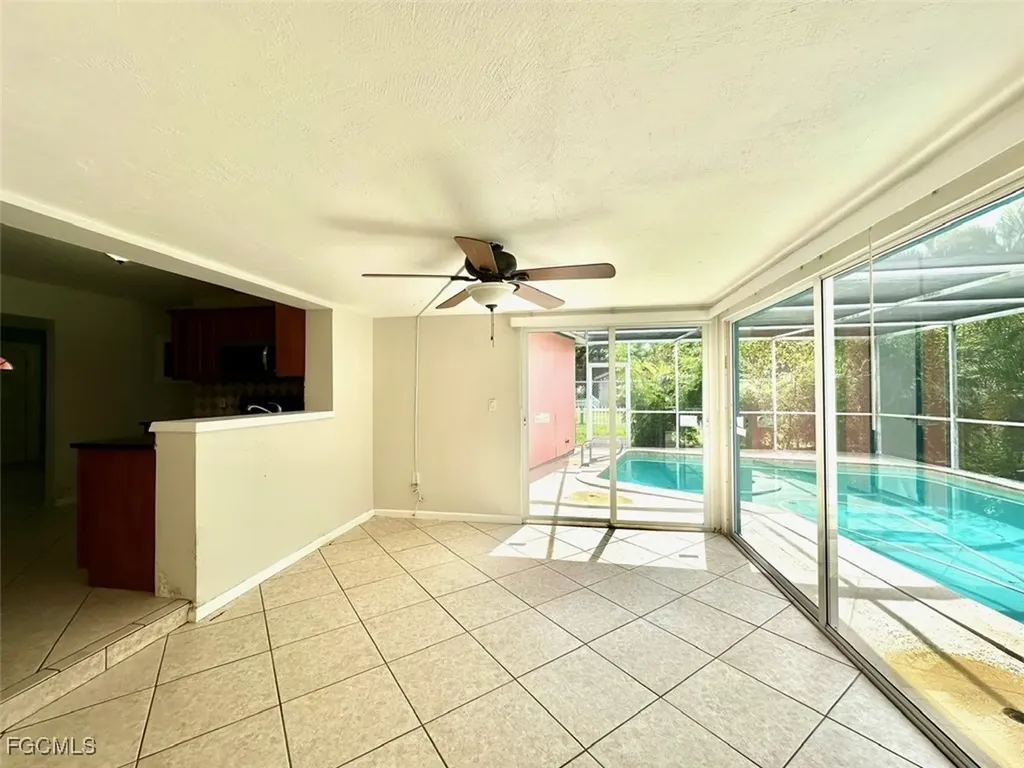 2400 Hunter Terrace Fort Myers FL 33901