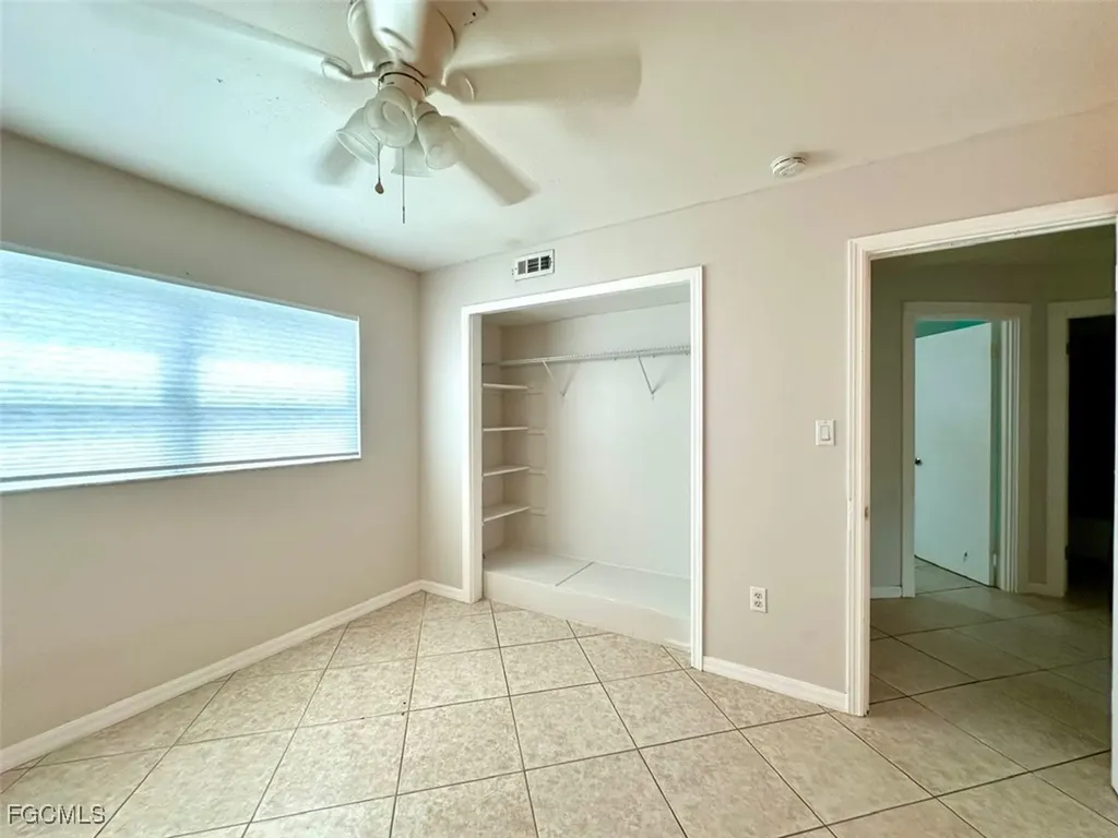 2400 Hunter Terrace Fort Myers FL 33901
