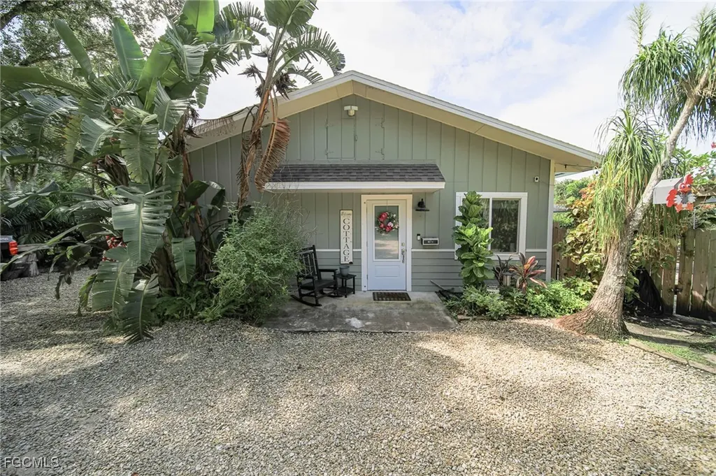 12120 Coyle Road Fort Myers FL 33905