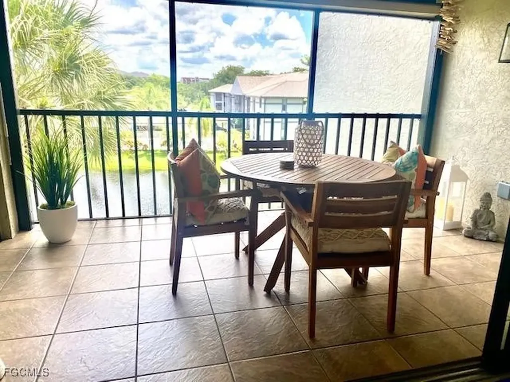 4240 Steamboat Bend Fort Myers FL 33919