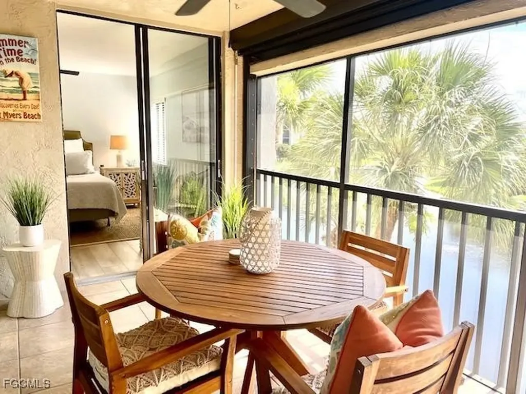 4240 Steamboat Bend Fort Myers FL 33919