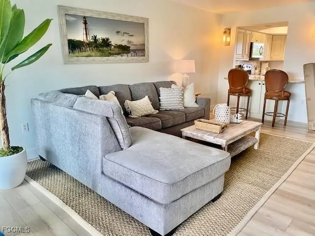 4240 Steamboat Bend Fort Myers FL 33919