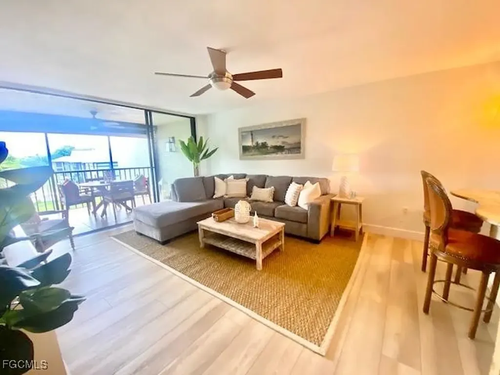 4240 Steamboat Bend Fort Myers FL 33919