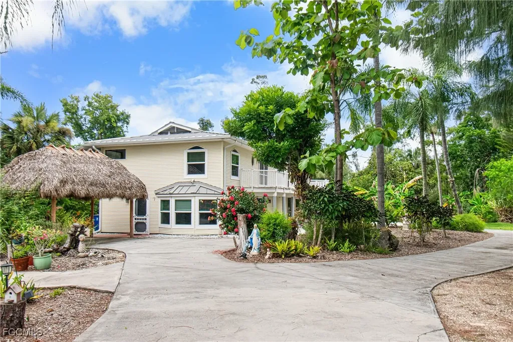 15560 S Pebble Lane Fort Myers FL 33912