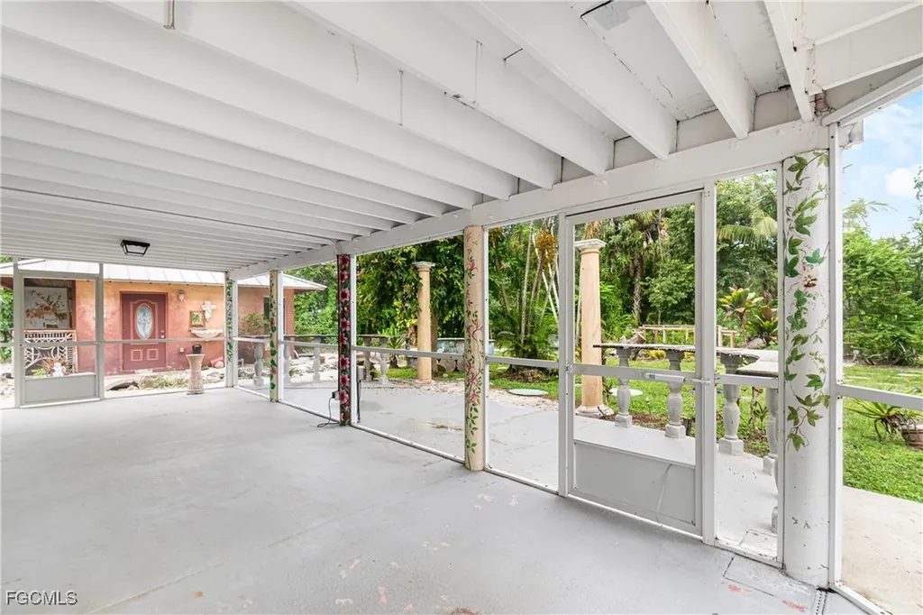 15560 S Pebble Lane Fort Myers FL 33912