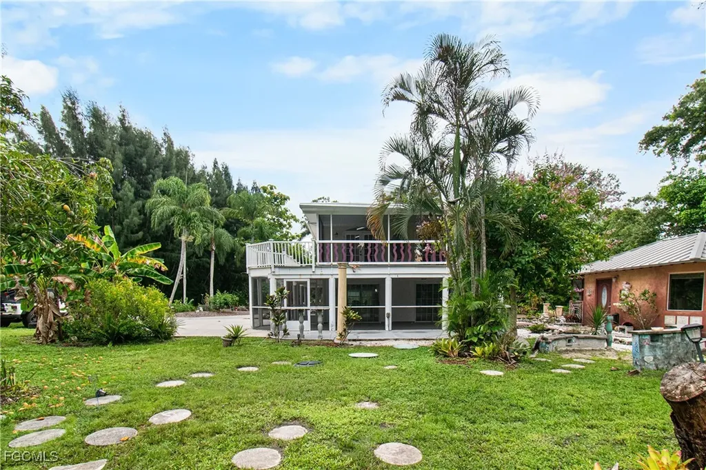 15560 S Pebble Lane Fort Myers FL 33912