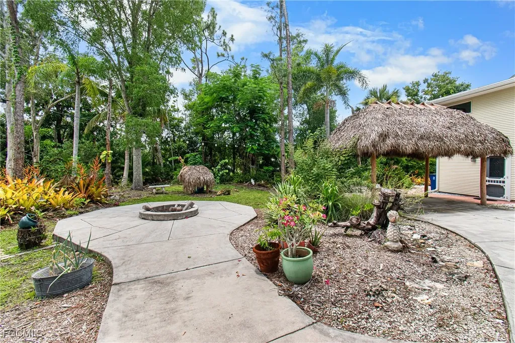 15560 S Pebble Lane Fort Myers FL 33912