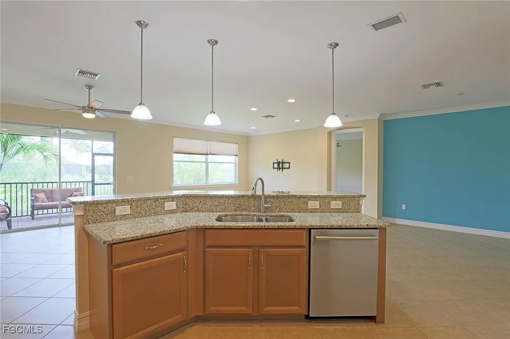 8100 Banyan Breeze Way Fort Myers FL 33908