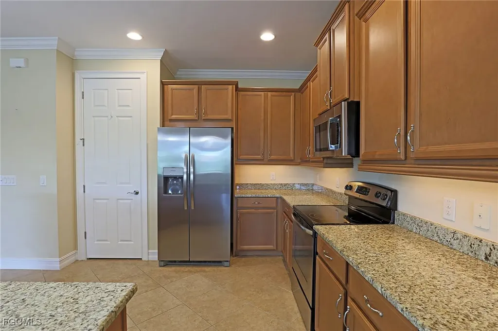8100 Banyan Breeze Way Fort Myers FL 33908