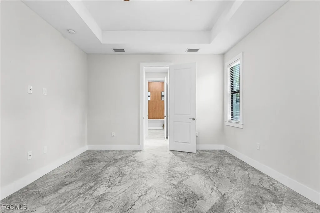 408 41st Avenue NE Naples FL 34120