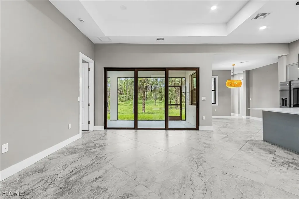 408 41st Avenue NE Naples FL 34120