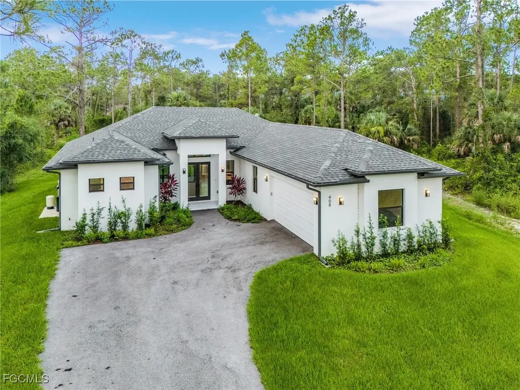 408 41st Avenue NE Naples FL 34120