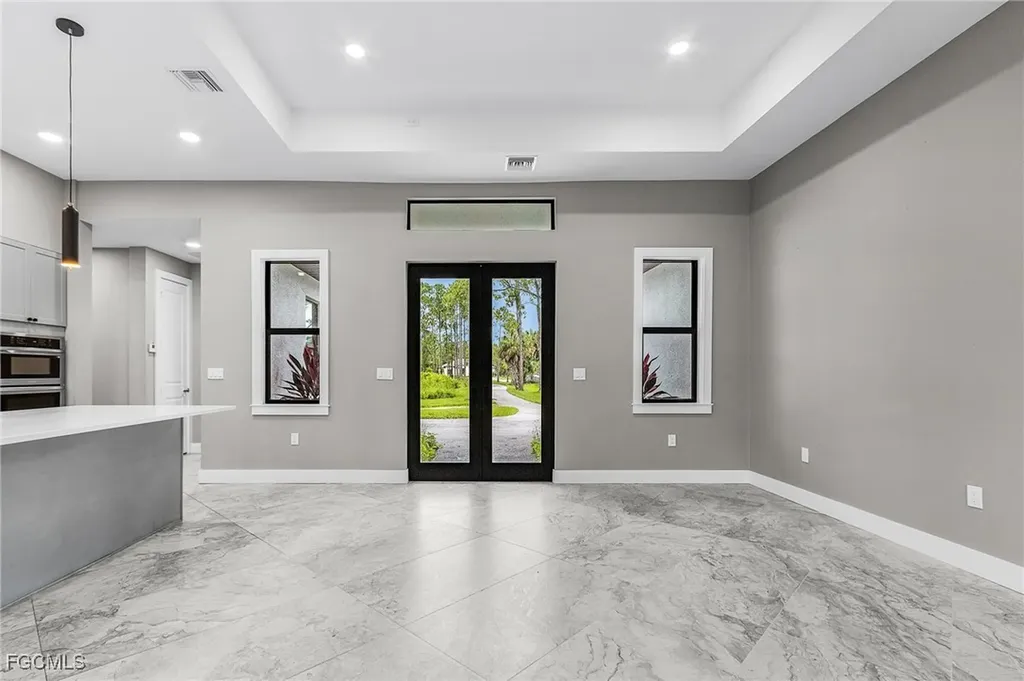 408 41st Avenue NE Naples FL 34120
