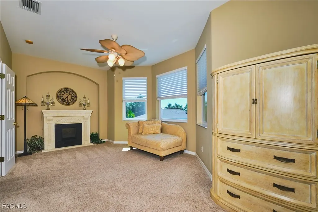 1820 SW 49th Terrace Cape Coral FL 33914