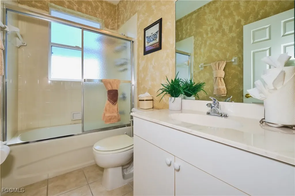 1820 SW 49th Terrace Cape Coral FL 33914