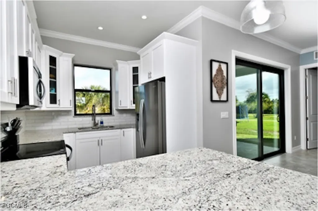585 41st Avenue NW Naples FL 34120