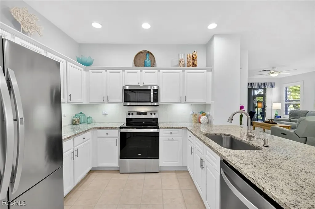 8793 Middlebrook Drive Fort Myers FL 33908