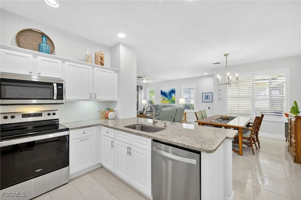 8793 Middlebrook Drive Fort Myers FL 33908