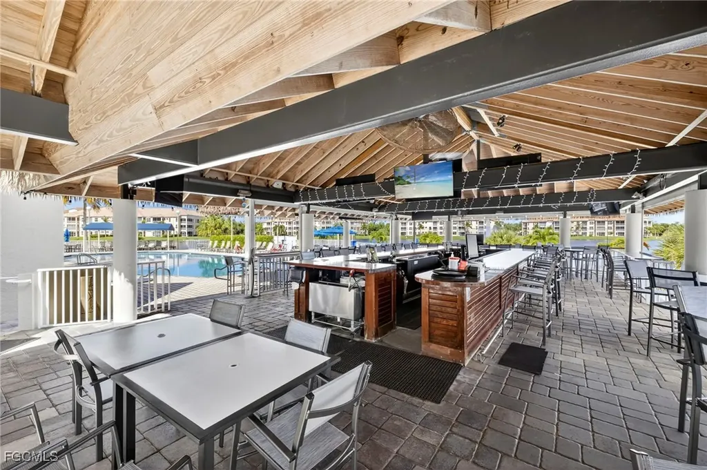 8793 Middlebrook Drive Fort Myers FL 33908