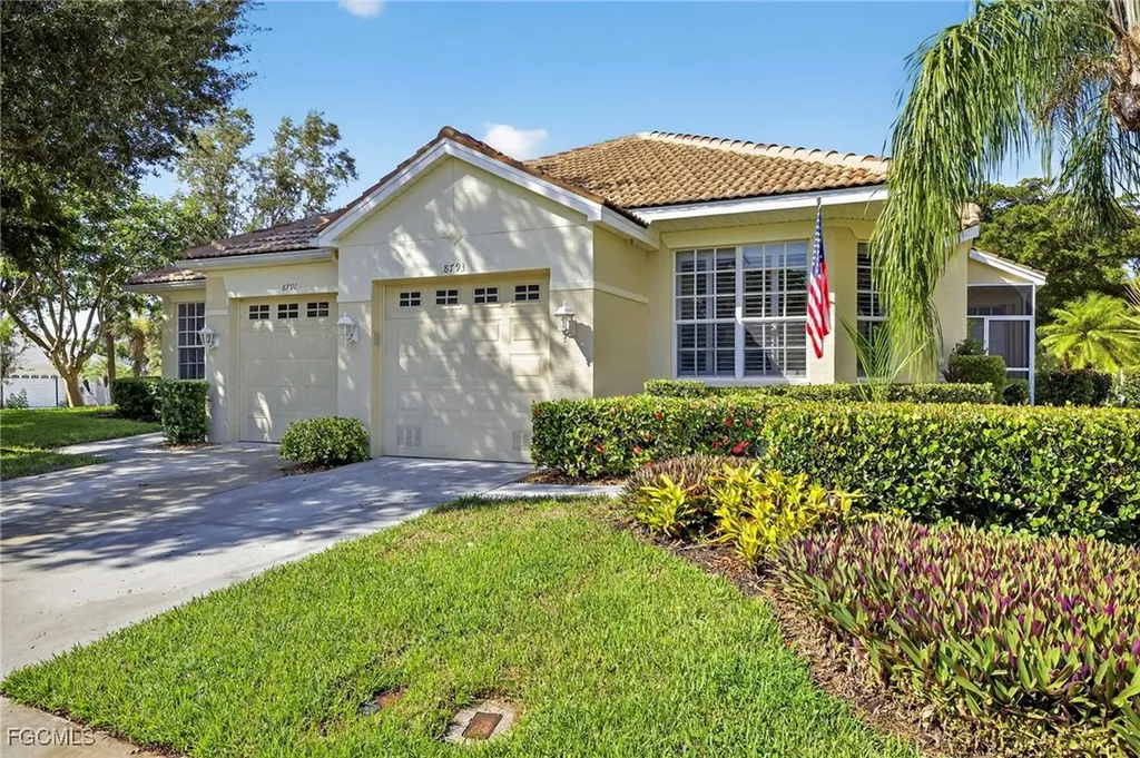 8793 Middlebrook Drive Fort Myers FL 33908