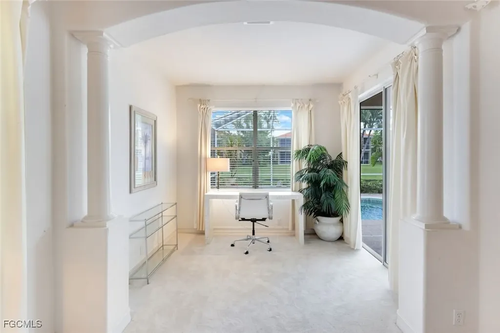 5609 Harbour Circle Cape Coral FL 33914