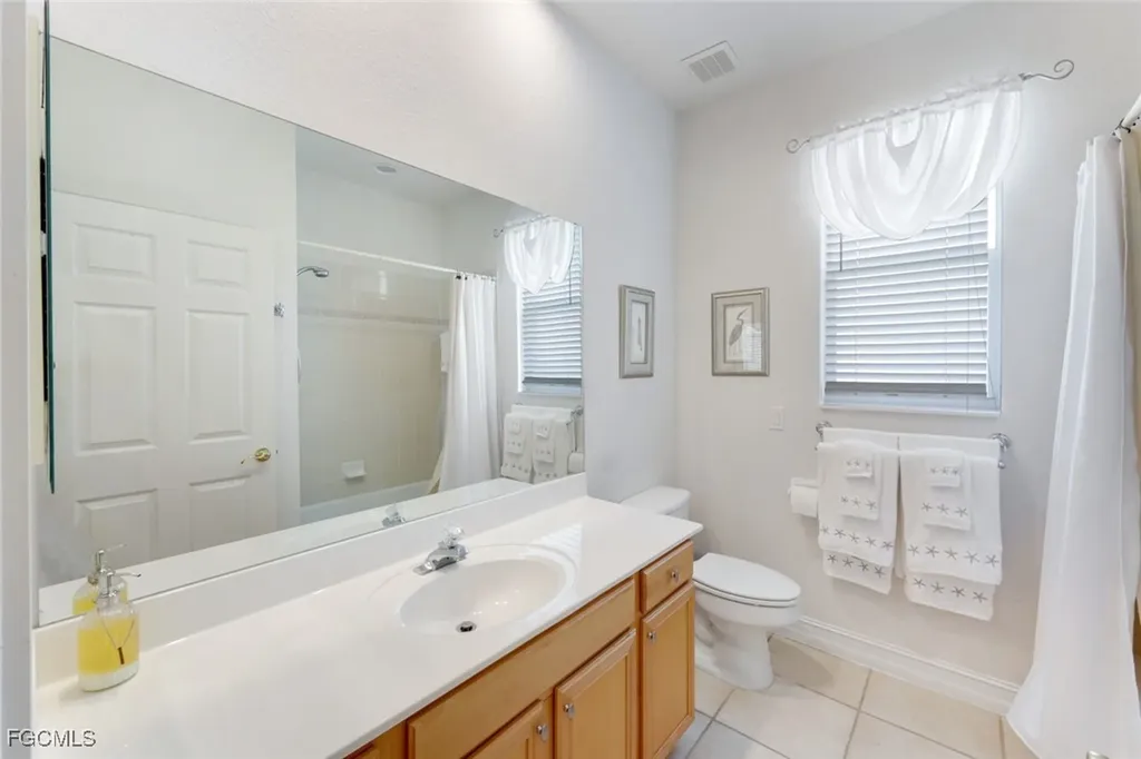 5609 Harbour Circle Cape Coral FL 33914