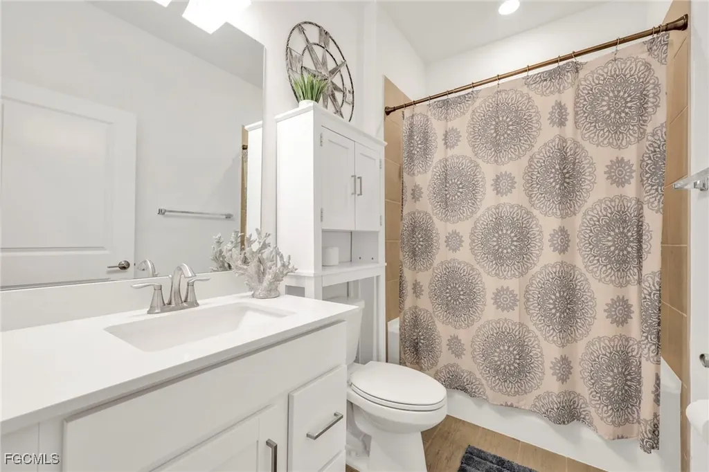 11243 Canopy Loop Fort Myers FL 33913