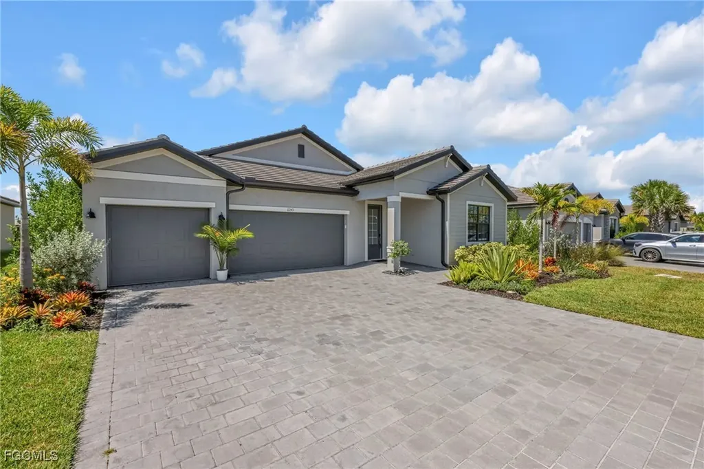 11243 Canopy Loop Fort Myers FL 33913