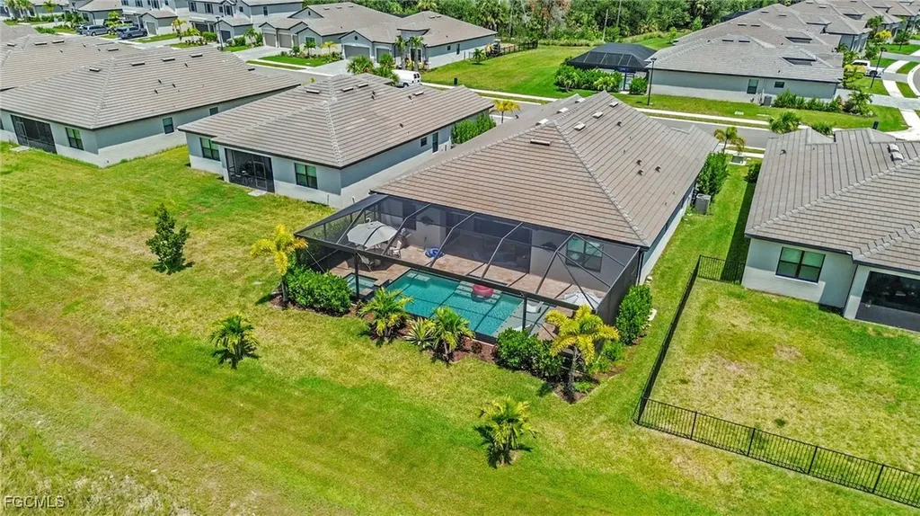 11243 Canopy Loop Fort Myers FL 33913