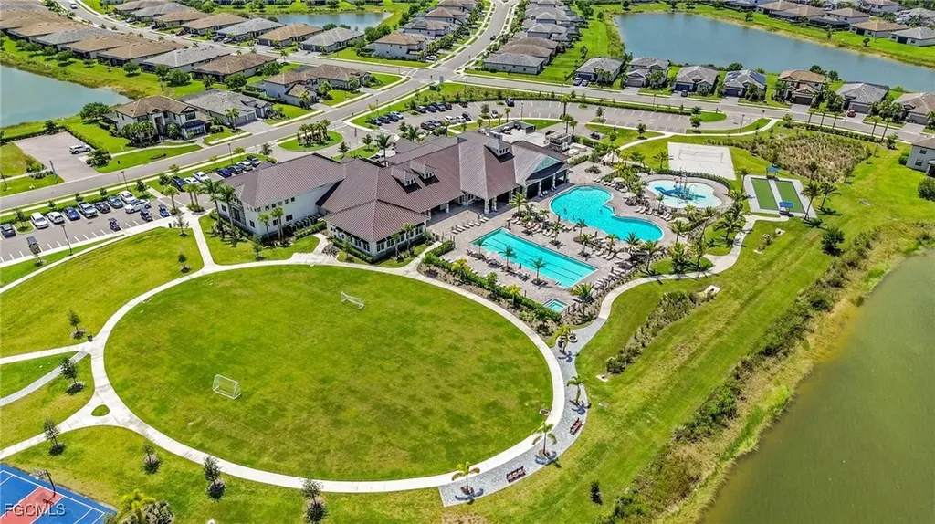 11243 Canopy Loop Fort Myers FL 33913