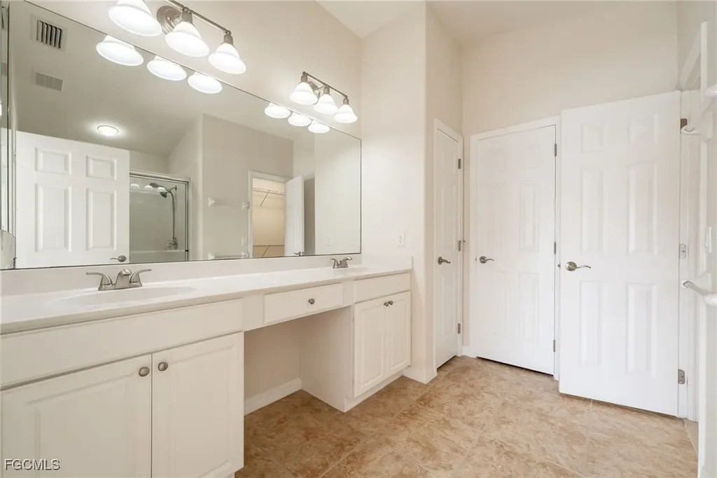 2476 Belleville Court Cape Coral FL 33991